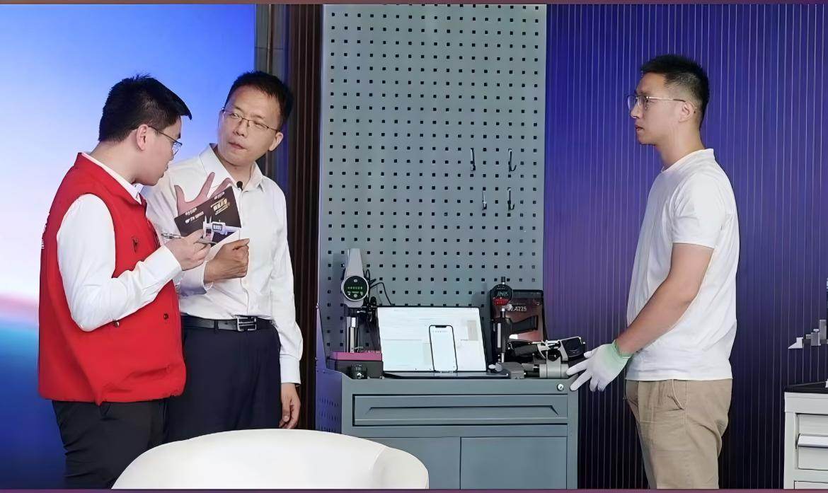 6d3cb0bf-3fb2-47e3-bb44-048c4d8574ec(1)